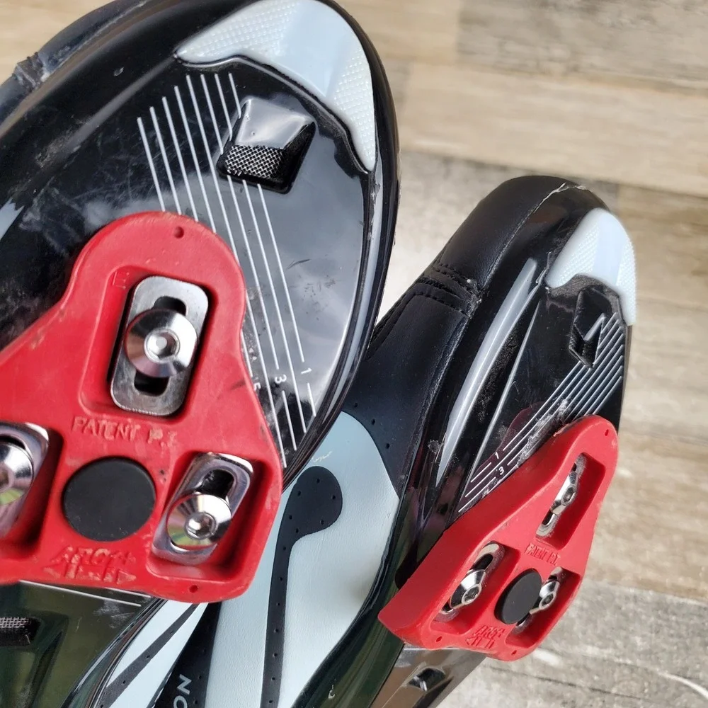 Peloton excellent black